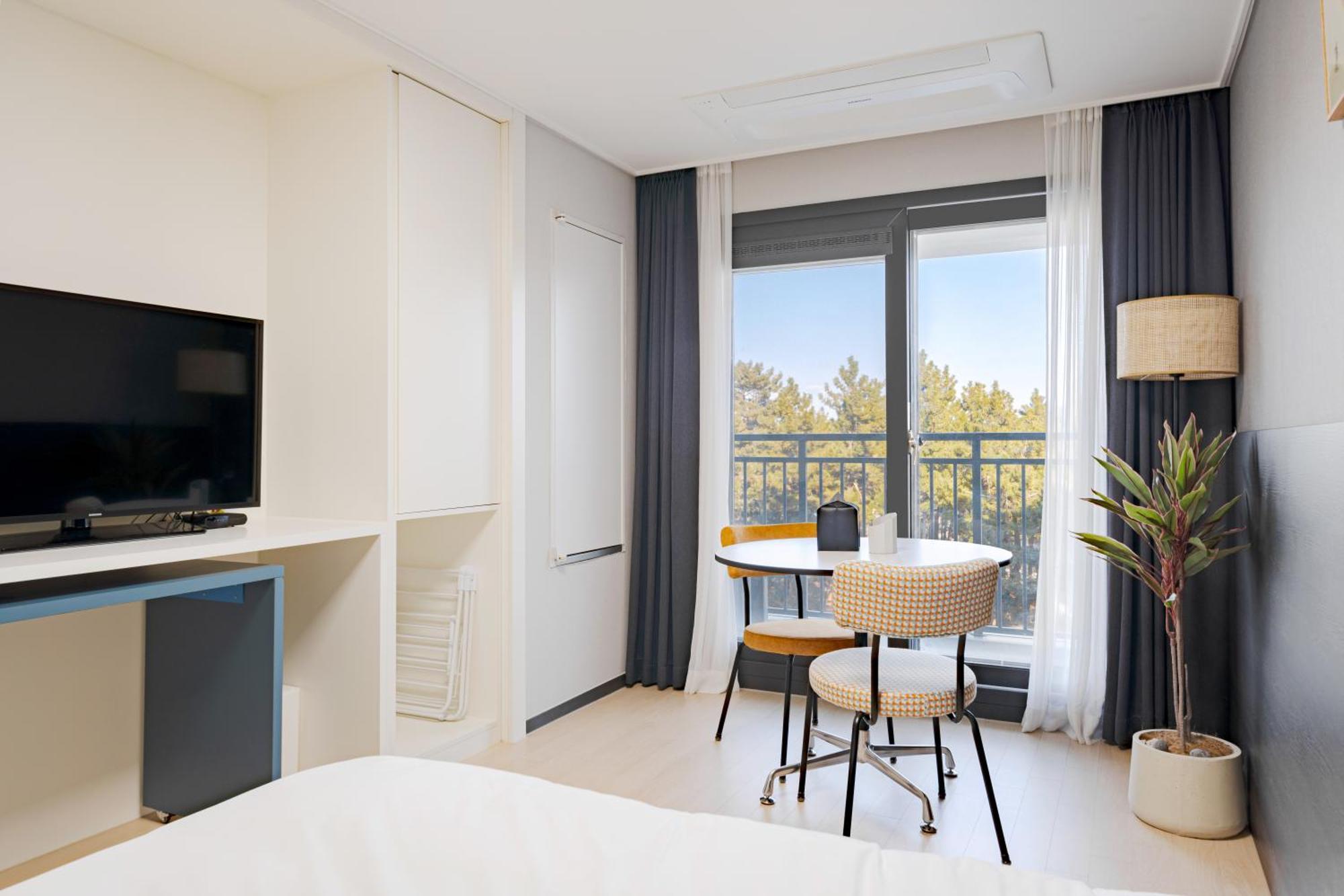 Urbanstay Sokcho Beach Ab Bagian luar foto