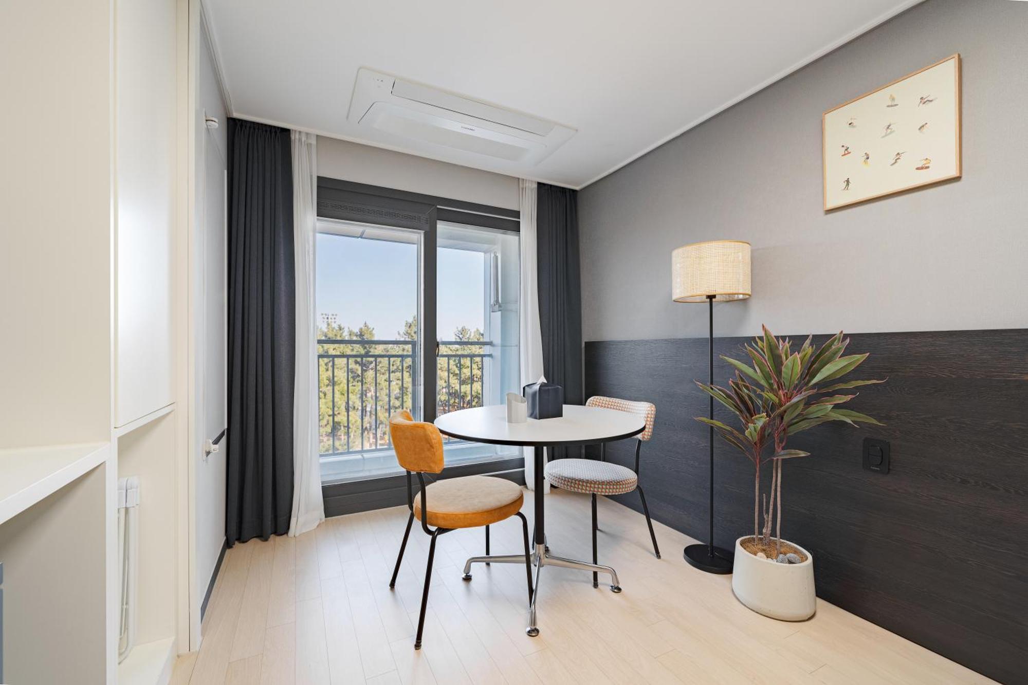 Urbanstay Sokcho Beach Ab Bagian luar foto