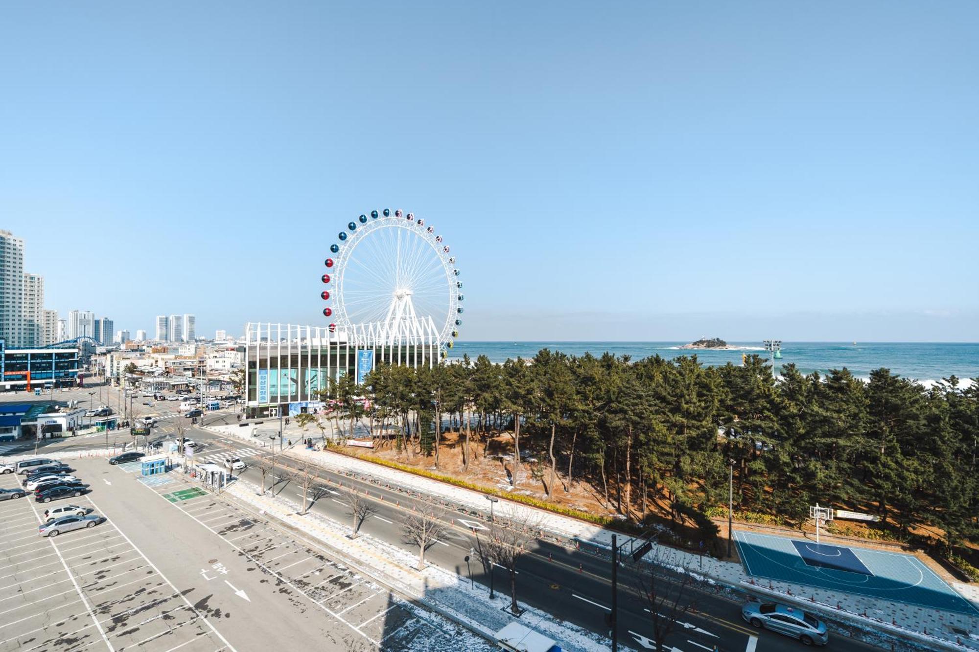 Urbanstay Sokcho Beach Ab Bagian luar foto